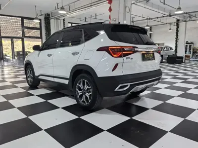Kia KX3