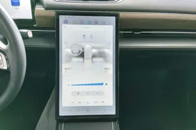 Xpeng P5