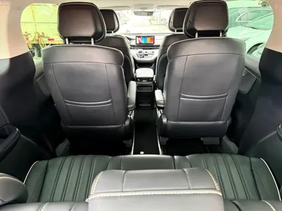Roewe iMAX8