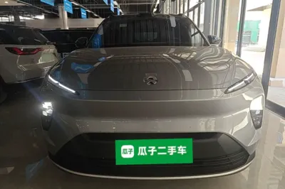 Nio ES8