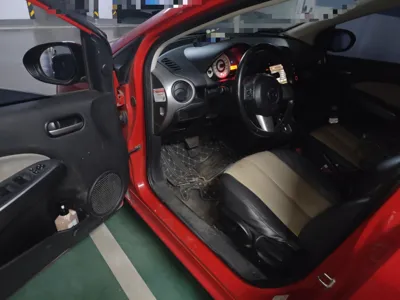 Mazda Mazda 2