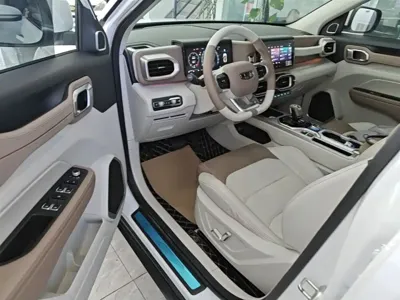 Geely ICON