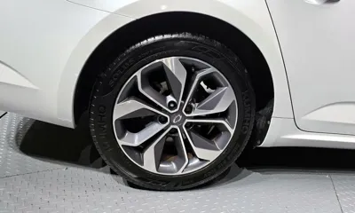 Renault-KoreaSamsung SM6
