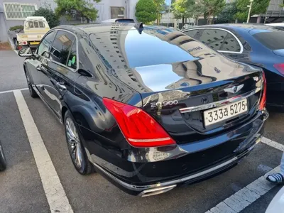 Genesis EQ900