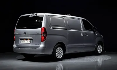 Hyundai Starex