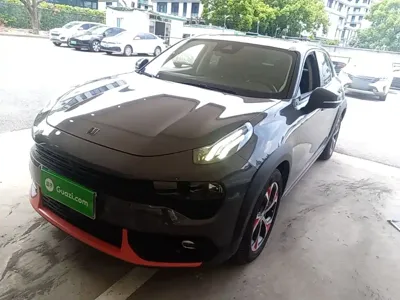 Lynk & Co 02