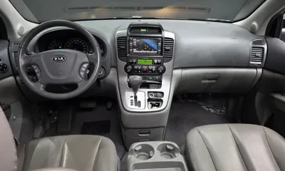 Kia Canival