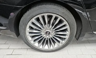 Kia K9