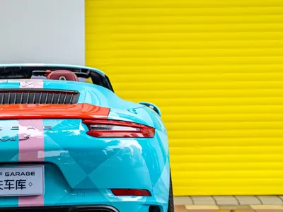 Porsche 911