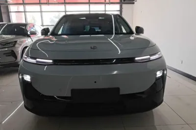 Leapmotor B10