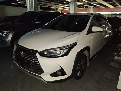 Toyota Yaris L