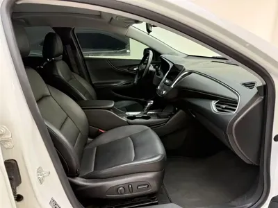 Chevrolet Malibu XL