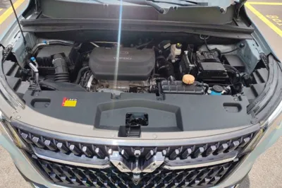Wuling Asta