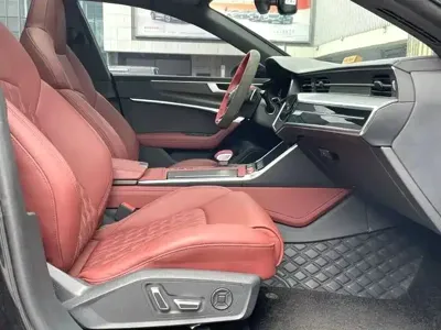 Audi A7L