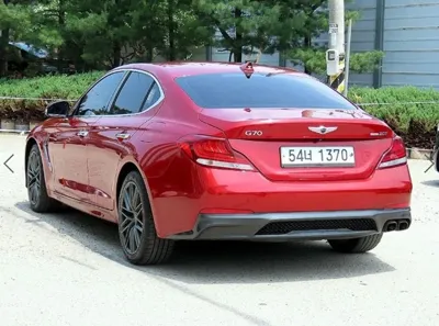 Genesis G70