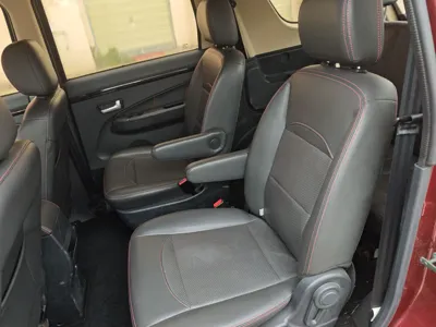 Dongfeng Fengon 370