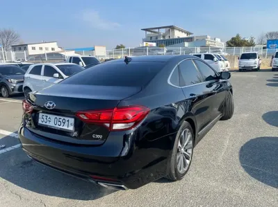 Hyundai Aslan