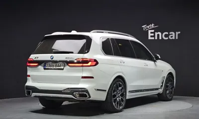 BMW X7