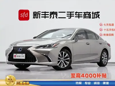 Lexus ES