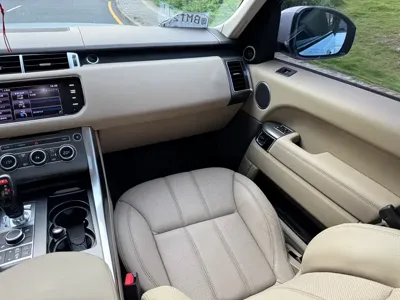 Land Rover Sport