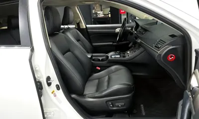 Lexus CT200h