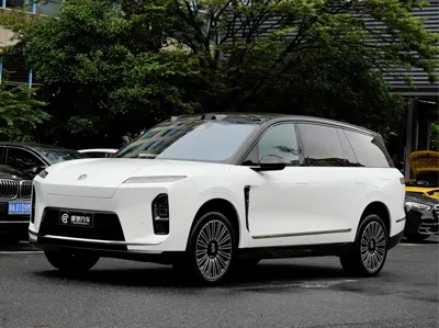 Nio ES8