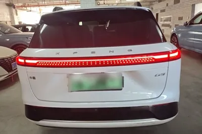 Xpeng G9