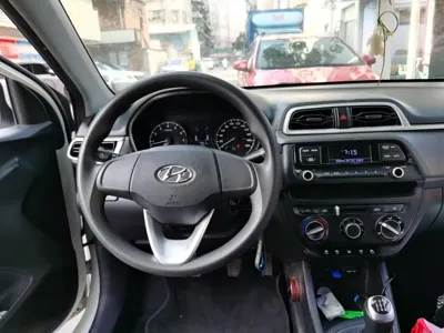 Hyundai Verna