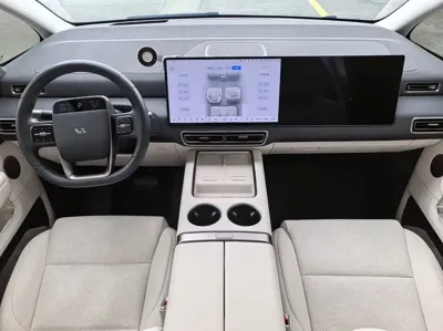 Li Auto Li MEGA