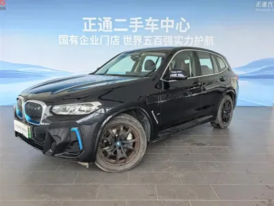 BMW iX3