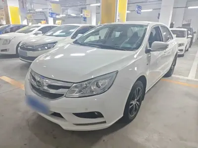 BYD Surui