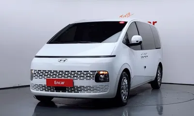 Hyundai Staria