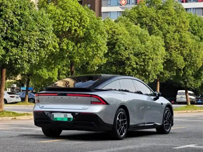 Xpeng P7+