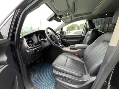 GAC Motor Trumpchi M8
