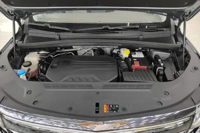 Roewe iMAX8