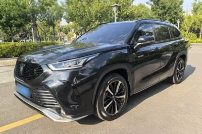 Toyota Crown Kluger