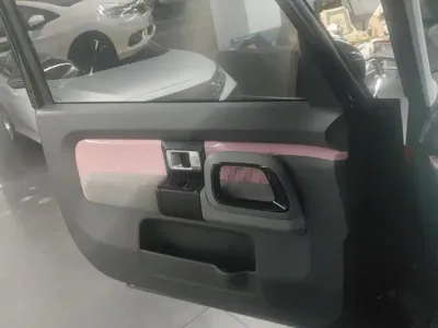 Baojun E300