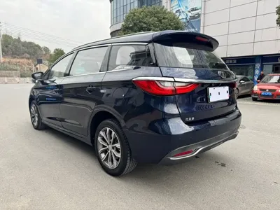 BYD MAX