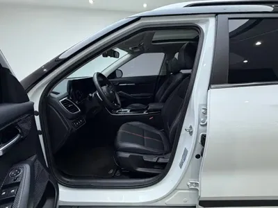 Kia KX3