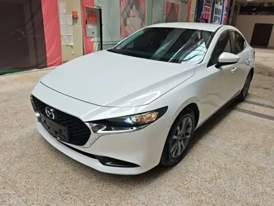 Mazda 3 Axela