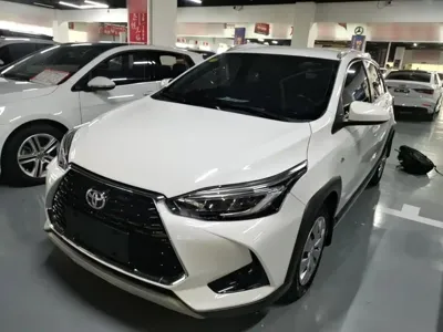 Toyota Yaris L
