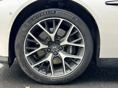 Xpeng P7