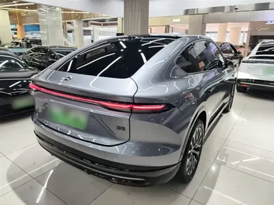 Nio EC6