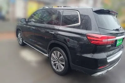Roewe RX8