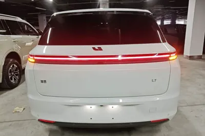 Li Auto L7
