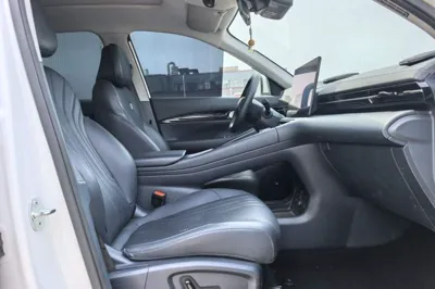 Geely Galaxy E5