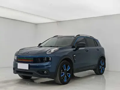 Lynk & Co 01