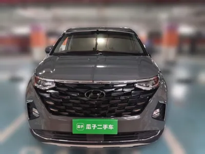 Hyundai Custo
