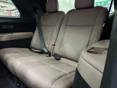 Li Auto Li L8