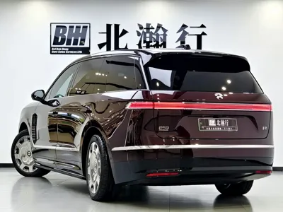 Nio ES9